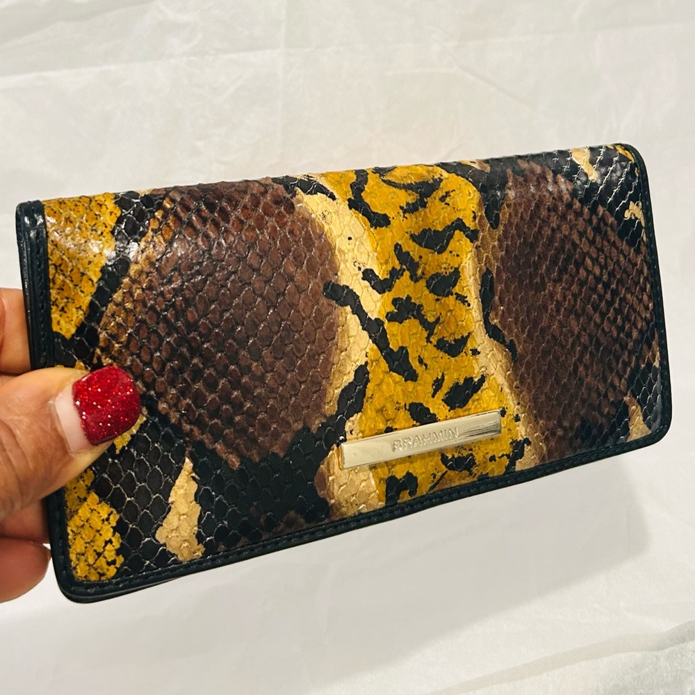 Brahmin Chocolate Erling Ady Wallet